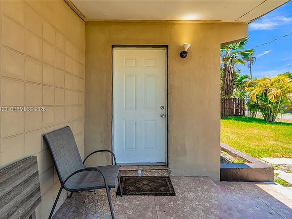 4th image of 2910 NW 47th St
