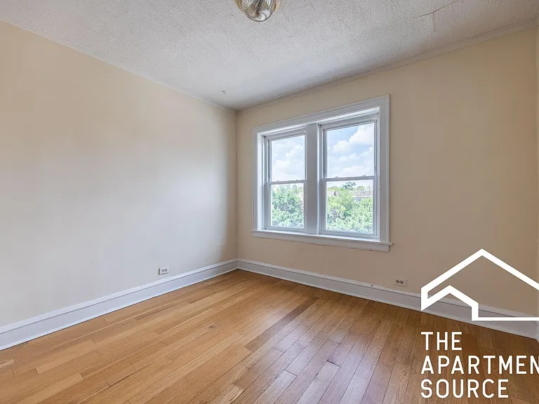 3535 W Fullerton Ave #3 — Photo 11