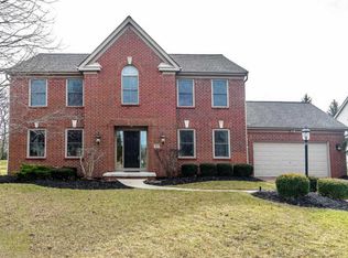 311 Shalebrook Dr, Powell, OH