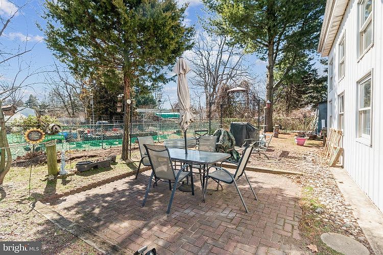 1108 Neck Rd, Burlington, NJ 08016 Zillow