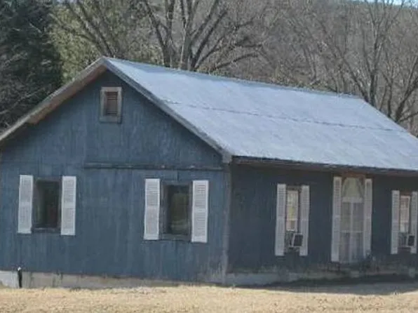 102 2nd St SW, Garden City, AL 35070