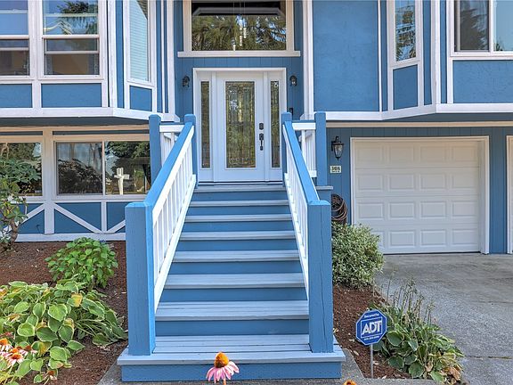 3rd image of 3414 20th St SE