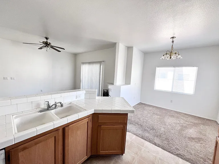 2121 Echo Bay St #204 — Photo 7
