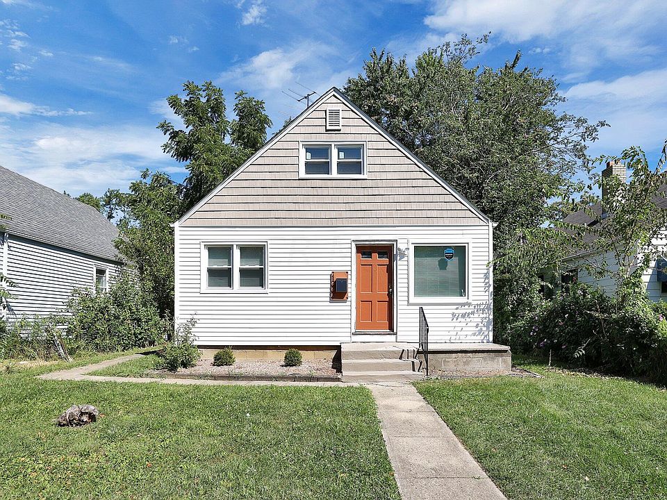 1st image of 1332 E 16th Ave