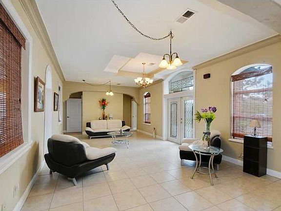 3rd image of 19469 Seaview St