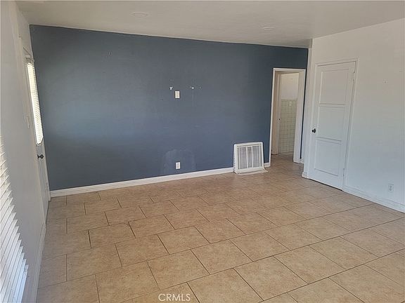 5th image of 2609 Maynard Dr