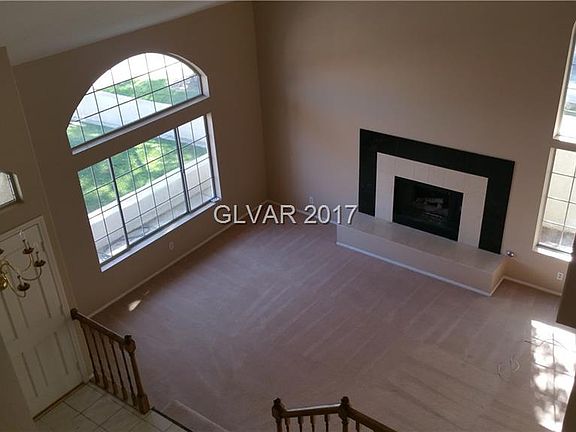 3rd image of 2201 Harbor Cliff Dr