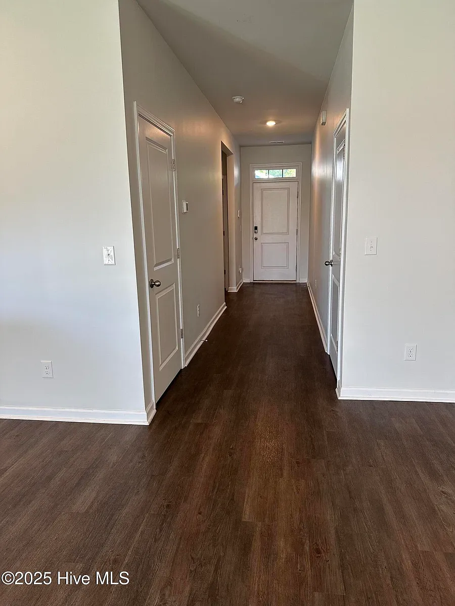 Building Photo - 9074 Saint George Rd #21