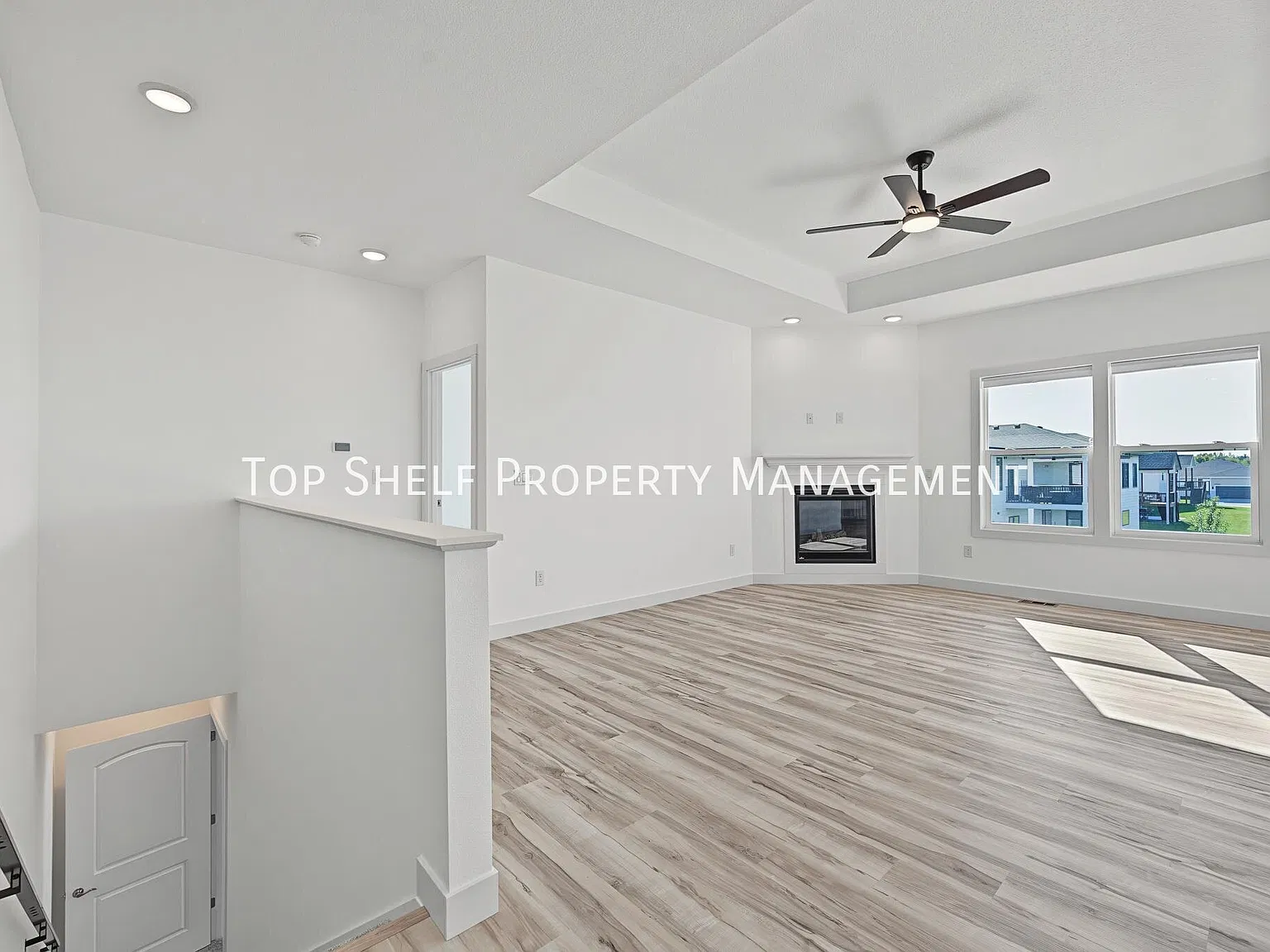 4 bed, 2200 sqft, $2,775 — Photo 3