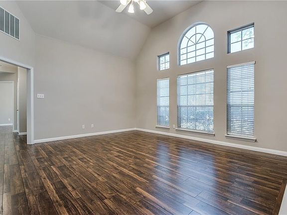 5th image of 4 Crooked Creek Ct
