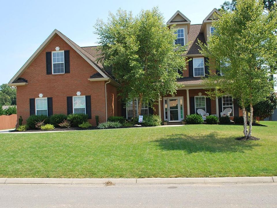 1st image of 570 Silver Leaf Dr