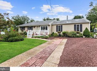 51 Stagecoach Rd, Southampton, NJ 08088