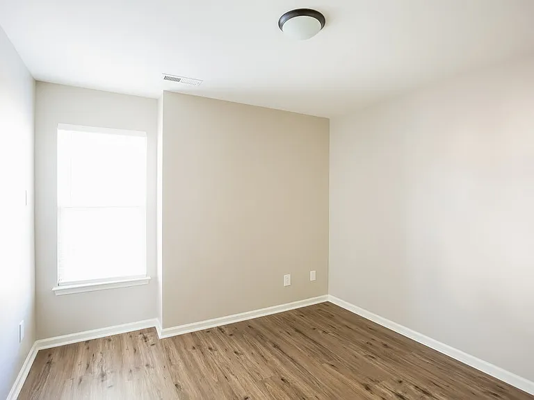 420 Amir Cir — Photo 15