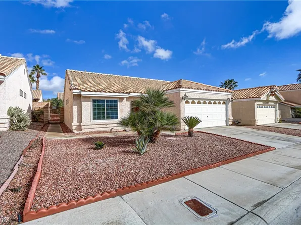 9520 Lazy River Dr, Las Vegas, NV 89117