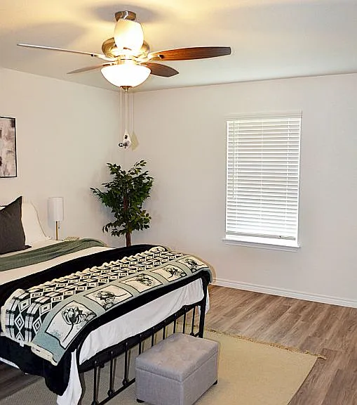 107 Logan Ct #B — Photo 15