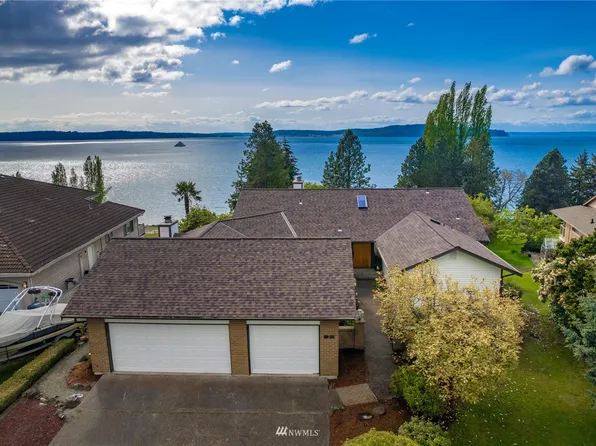 92 Tatoosh Pl, Steilacoom, WA 98388