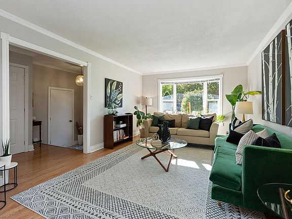 3rd image of 209 Malton Rd