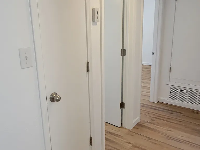 2524 Chelwood Park Blvd NE #C — Photo 25