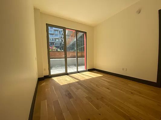 1st image of 10 Montieth St #128