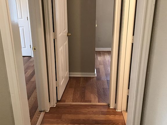 3rd image of 2510 Lake Park Dr