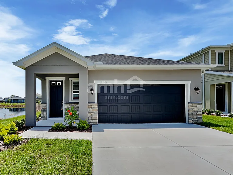 1126 Walden Pond Dr — Photo 1