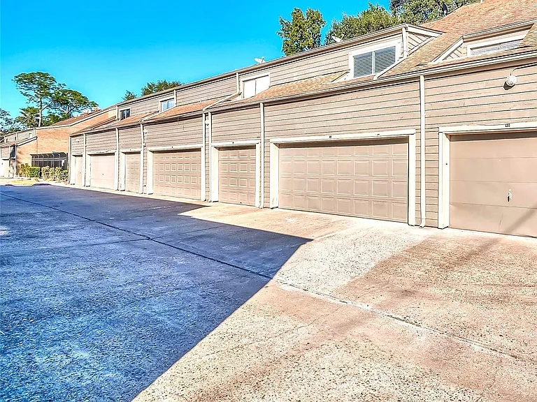 6601 Sands Point Dr #80 — Photo 15