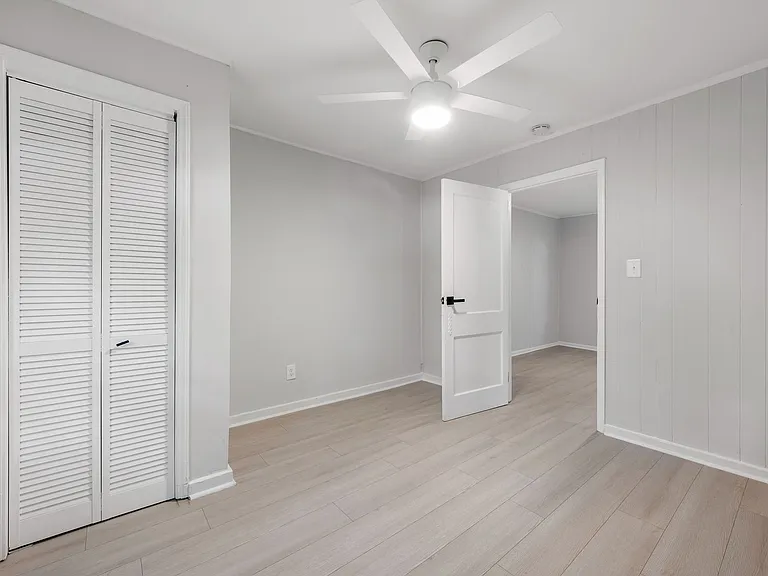 4673 Hassell Ave — Photo 16