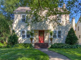 4104 Sunnyside Rd, Edina, MN 55424