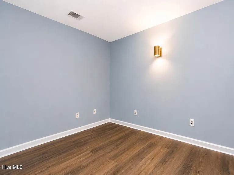 465 Forest Hills Dr — Photo 10