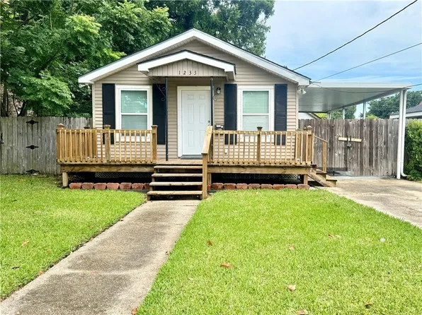 1233 Taylor St, Kenner, LA 70062
