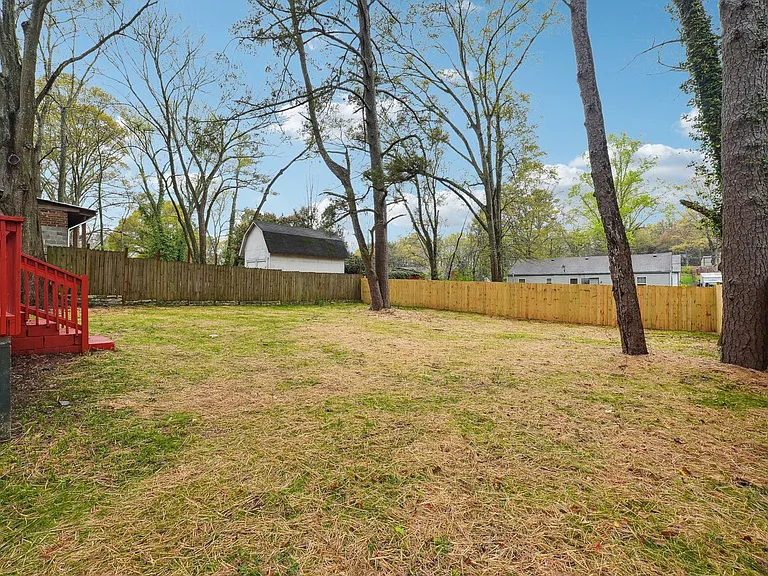 1435 Lanvale Dr SW — Photo 24