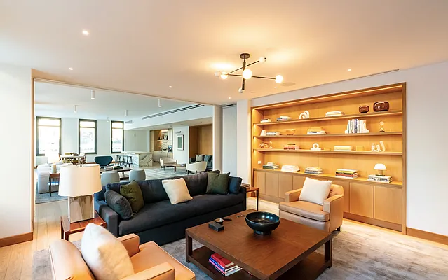 Rented by Avery Hall Investments | media 27