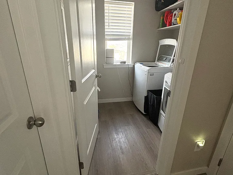10201 Longtail Dr — Photo 4
