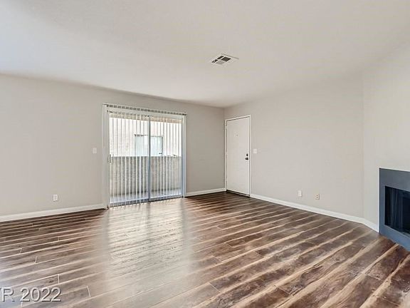 5th image of 4999 Newport Cove Dr APT A