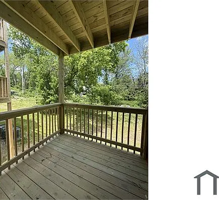 1034 Oakland Ave — Photo 16