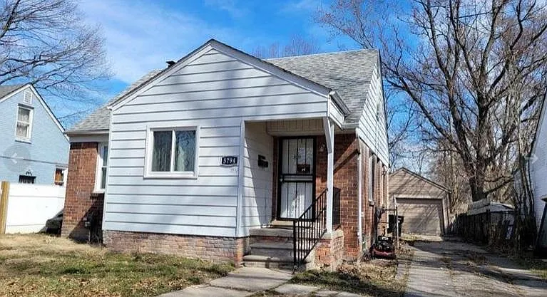 5794 University Pl photo 1