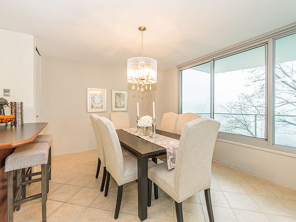 5th image of 1 Claridge Dr 107 #107