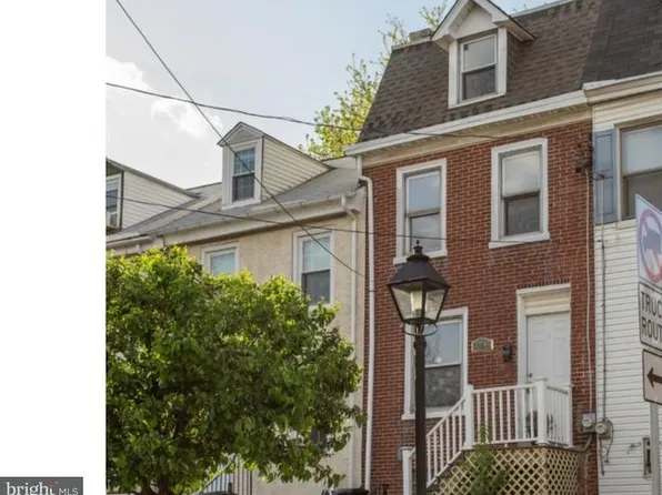 384 E Hector St, Conshohocken, PA 19428