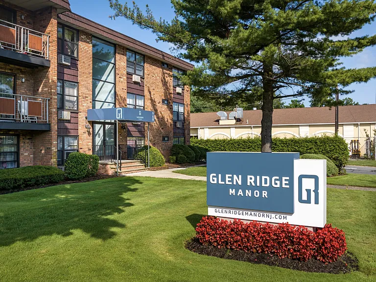 Glen Ridge Manor — Photo 10