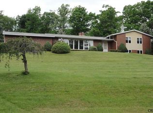 15 Miller Rd, Rensselaer, NY 12144