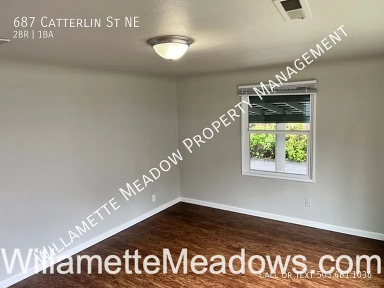 687 Catterlin Ave NE — Photo 7