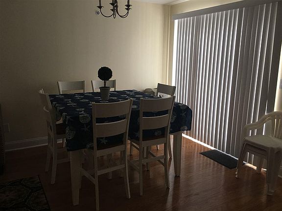 3rd image of 1140 Asbury Ave