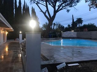 23500 Burbank Blvd, Woodland Hills, CA