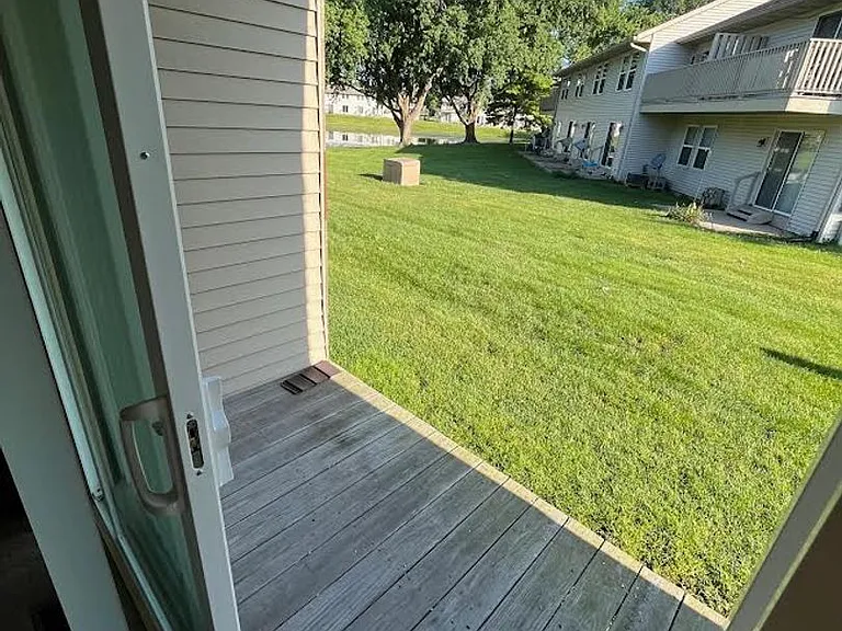 Two bedroom, 1 bathroom, patio — Photo 27