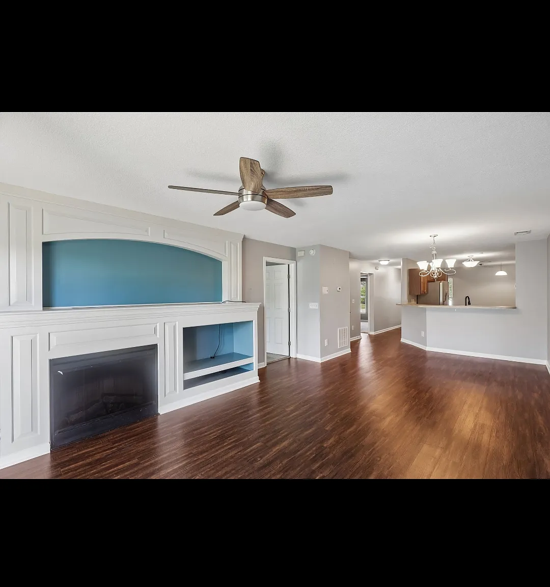 2049 Timberwyck Ln — Photo 4