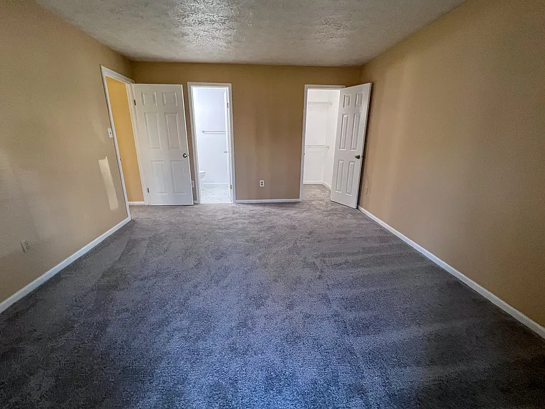 782 Southern Hills Dr — Photo 13