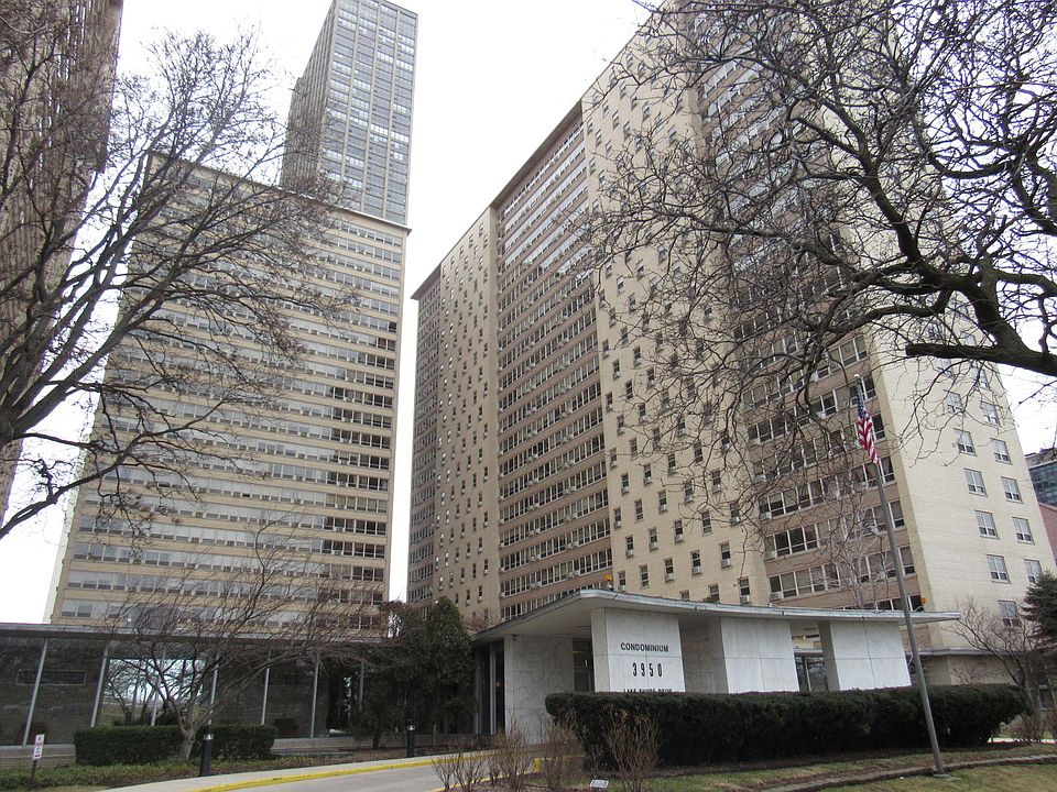 1st image of 3950 N Lake Shore Dr APT 300