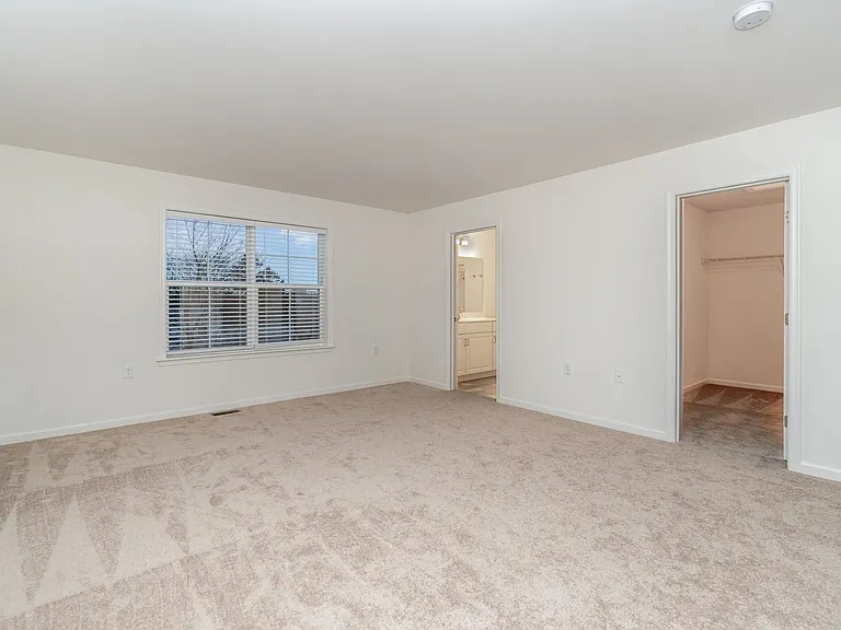 7869 Oak Brook Dr — Photo 14