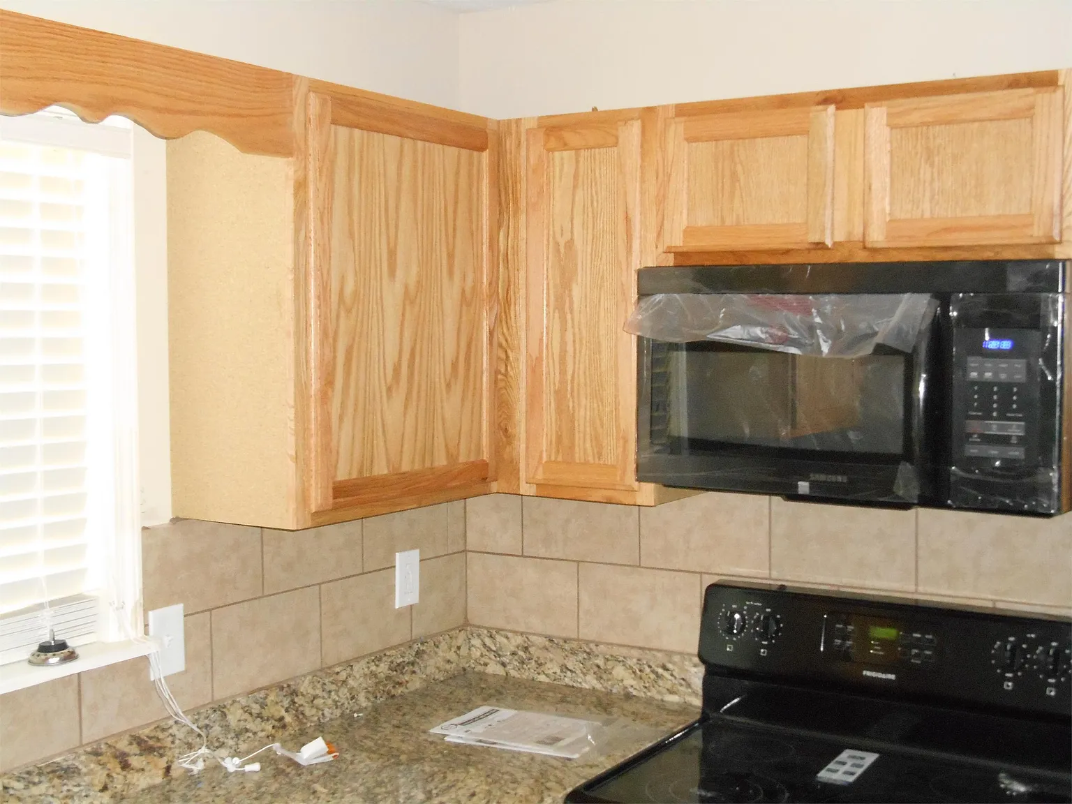 5565 Windwood Rd - 1 — Photo 2