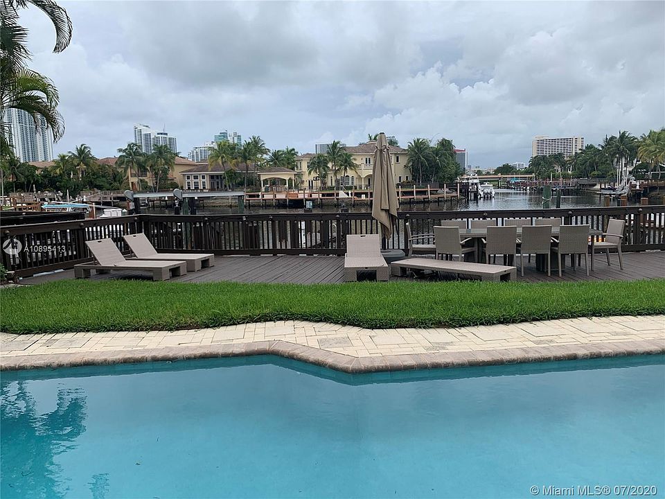 1st image of 954 Sanibel Dr #0